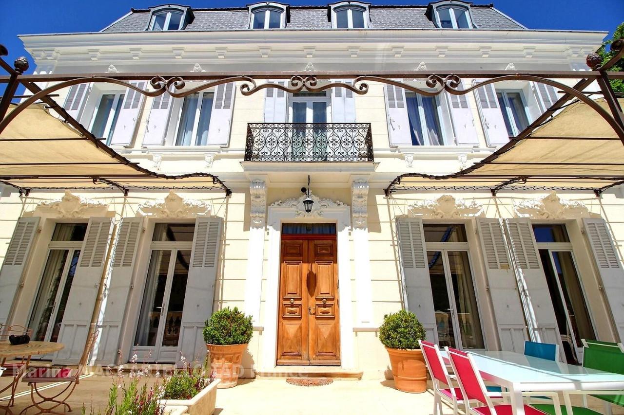 Bed and Breakfast Manoir d'Amaury - Chambre d hôtes à Gréoux-les-Bains Extérieur photo