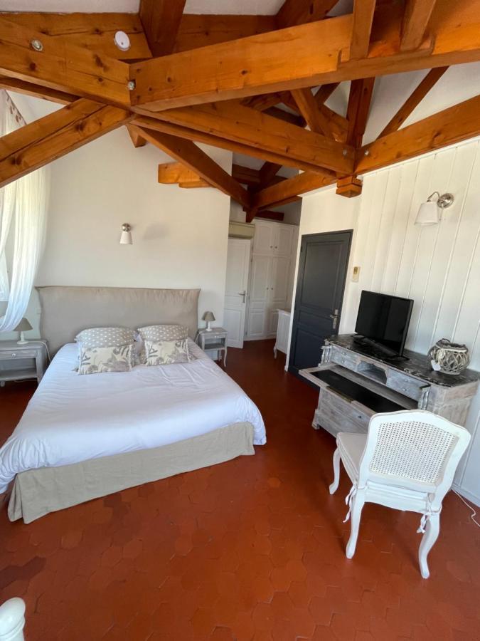 Bed and Breakfast Manoir d'Amaury - Chambre d hôtes à Gréoux-les-Bains Extérieur photo