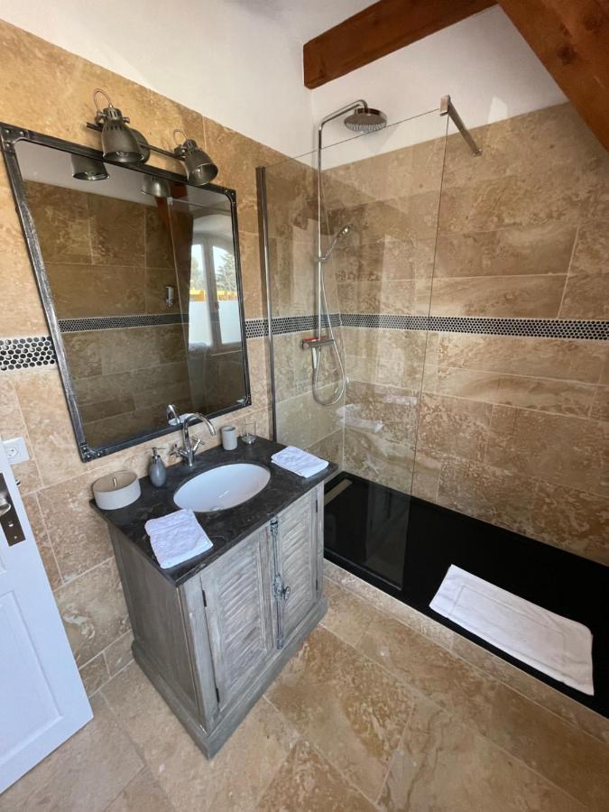 Bed and Breakfast Manoir d'Amaury - Chambre d hôtes à Gréoux-les-Bains Extérieur photo